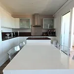 Apartment Spacious And Bright Cocoon Near The Sea